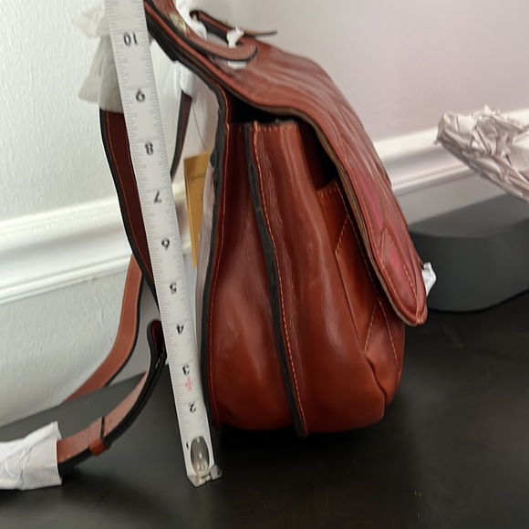 Patricia Nash Saddle Leather bag: Color Tan - Picture 8 of 10